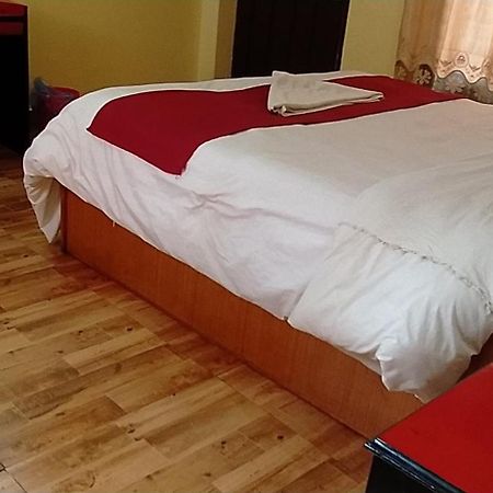 Hotel Plaza Nepal Покхара Экстерьер фото