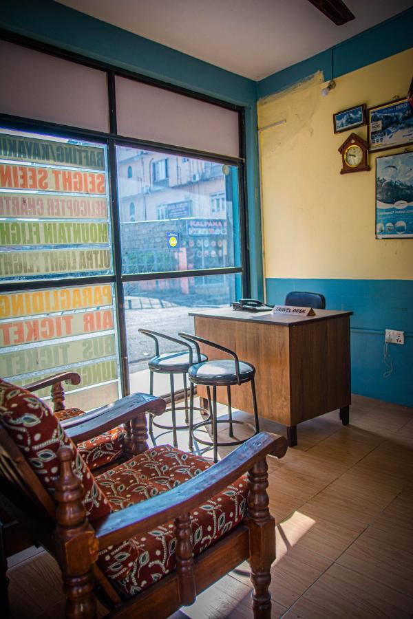 Hotel Plaza Nepal Покхара Экстерьер фото