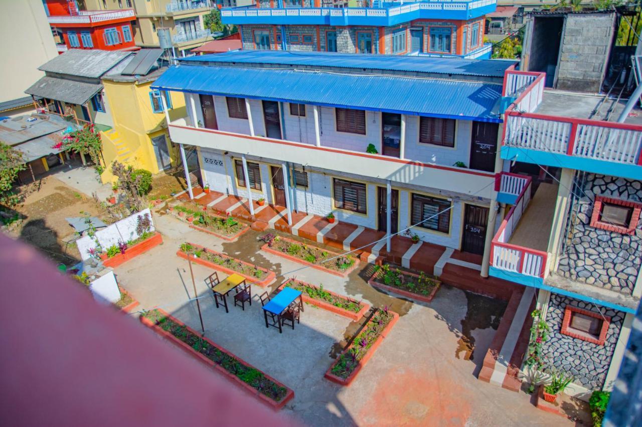 Hotel Plaza Nepal Покхара Экстерьер фото